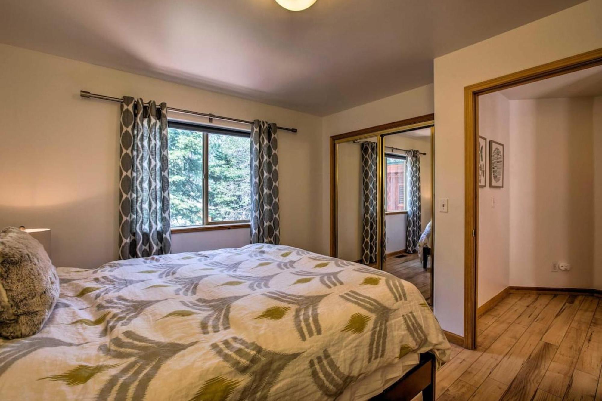 Moosetrack By Avantstay Cozy Cabin In The Of Tahoe Donner W Hot Tub ทรักกี ภายนอก รูปภาพ